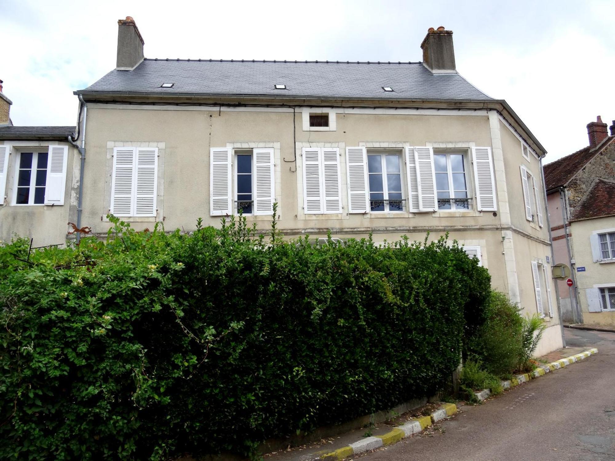 L'Escalier Des Reves Bed & Breakfast Saint-Sauveur-en-Puisaye Exterior photo